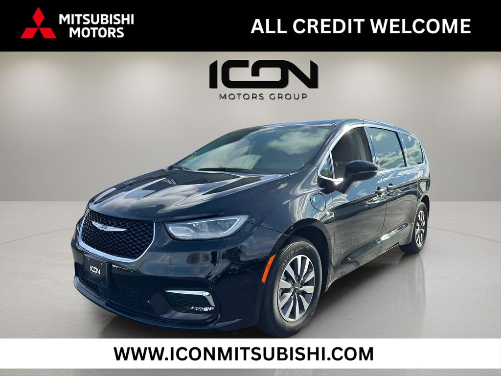 2024 Chrysler Pacifica PHEV Select