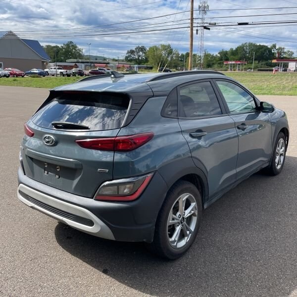 2022 Hyundai Kona N Line SEL photo 2