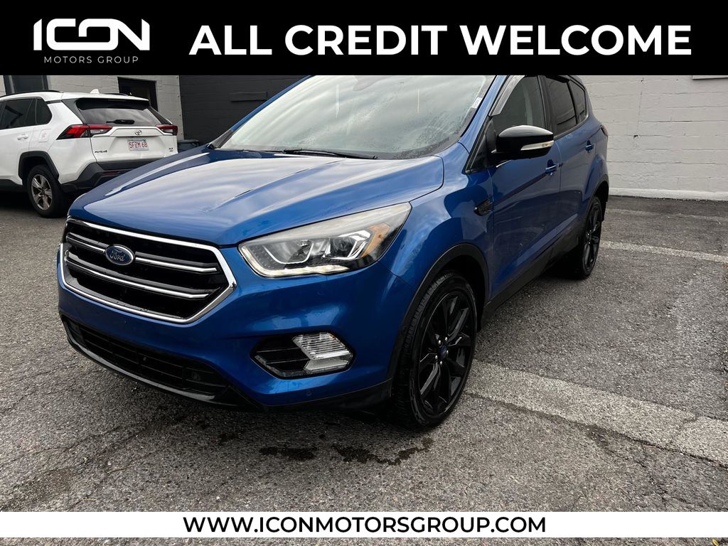 2019 Ford Escape Titanium's photo