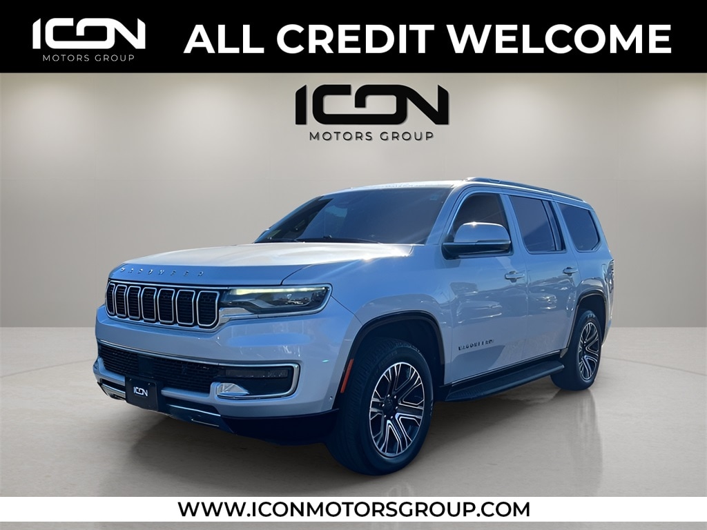 2022 Jeep Wagoneer Series III's photo