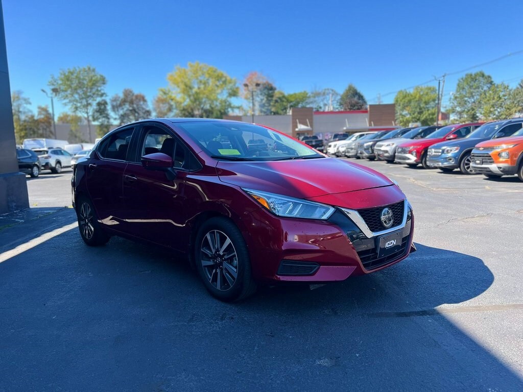 2021 Nissan Versa 1.6 SV photo 3