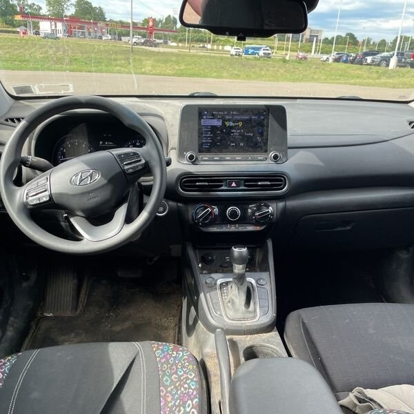 2022 Hyundai Kona N Line SEL photo 3