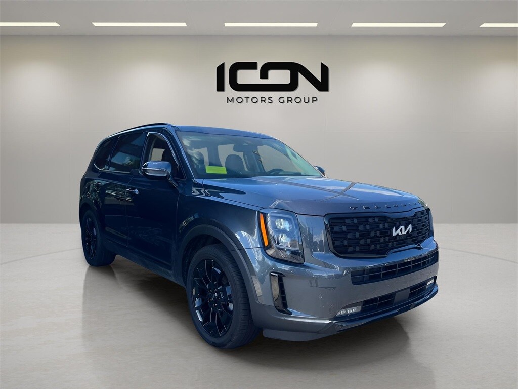 2022 Kia Telluride SX photo 3
