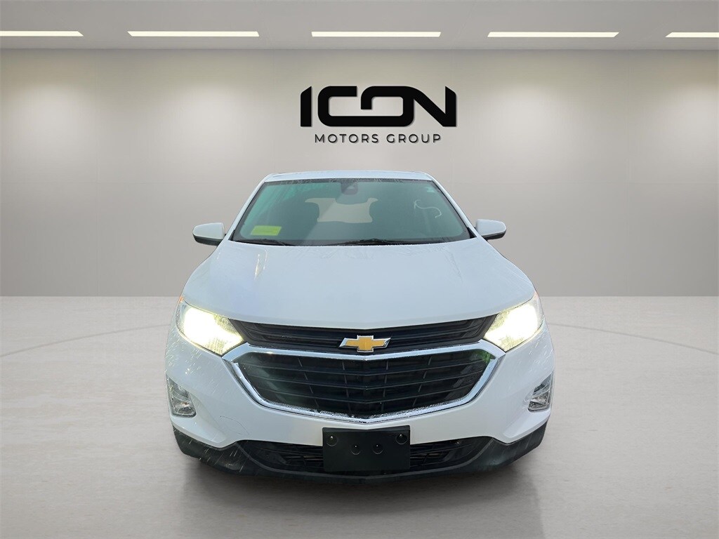 2021 Chevrolet Equinox LT photo 2