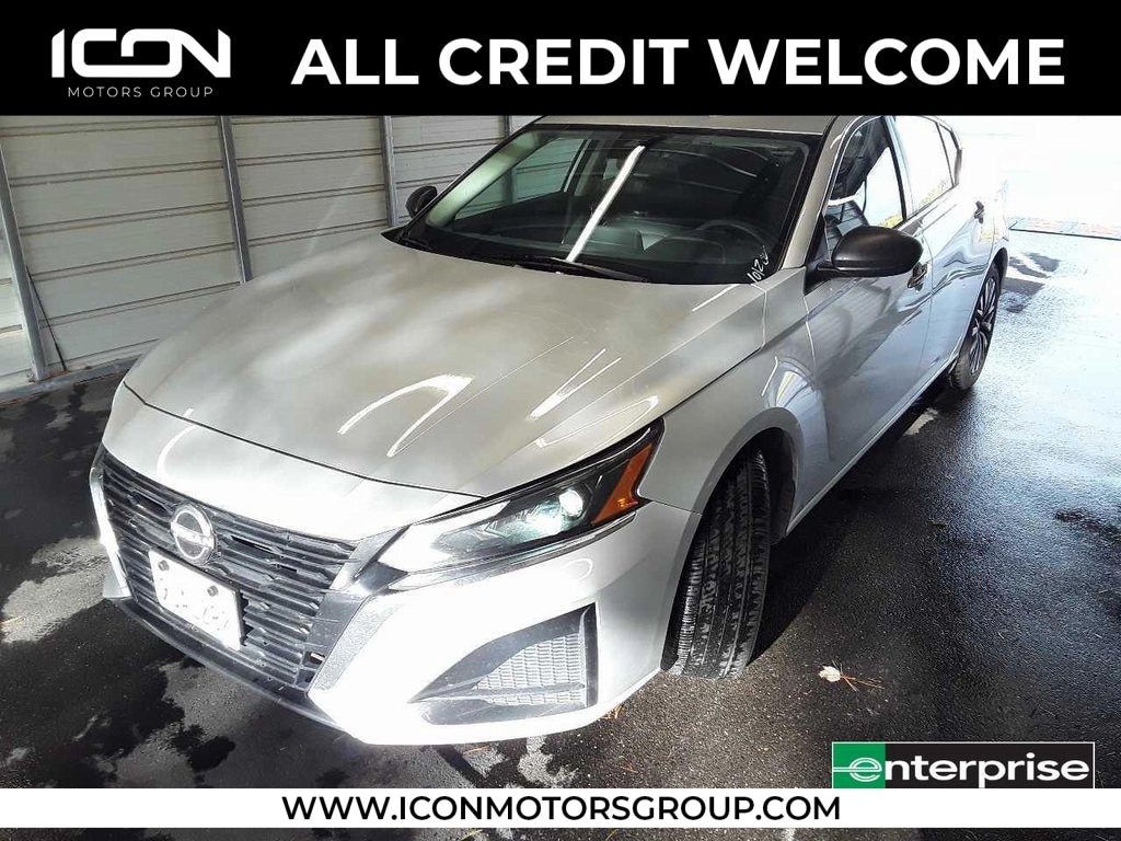 Used 2024 Nissan Altima 2.5 SV Sedan