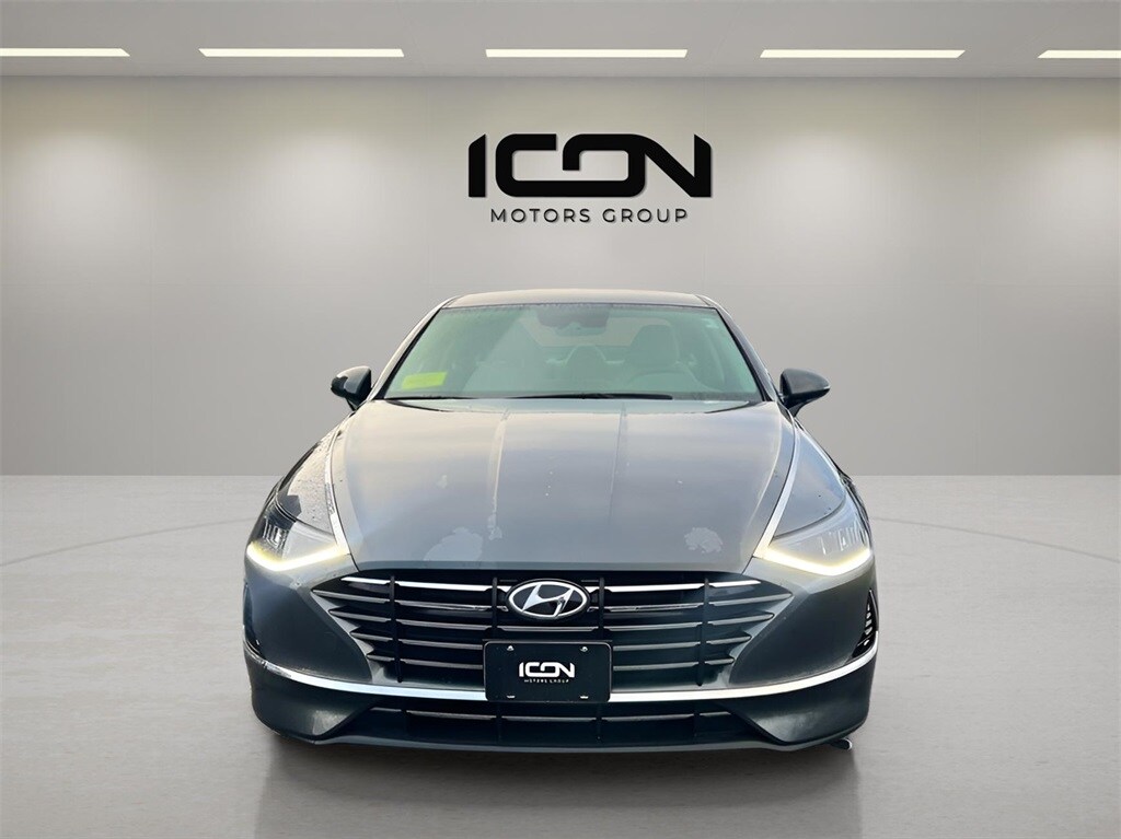 2023 Hyundai Sonata SE photo 2