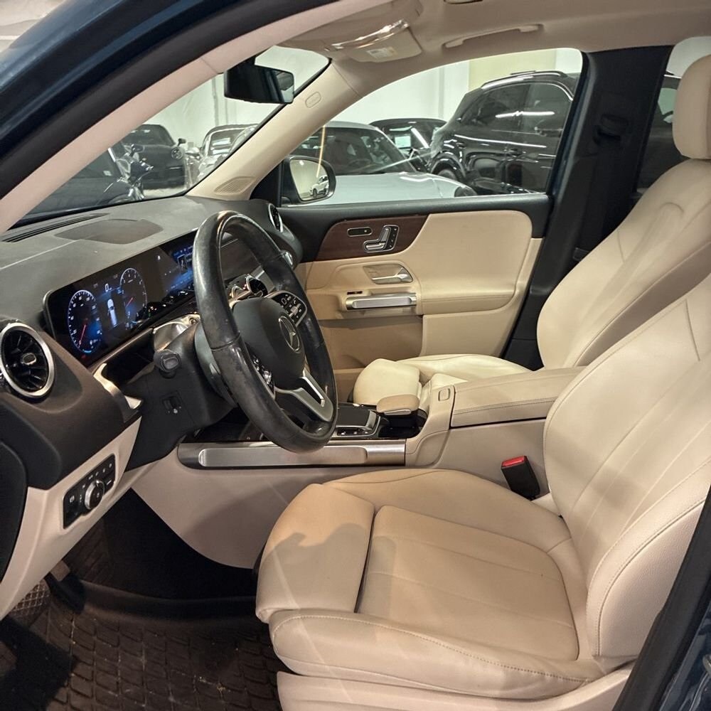 2020 Mercedes Benz GLB 250 4MATIC photo 3
