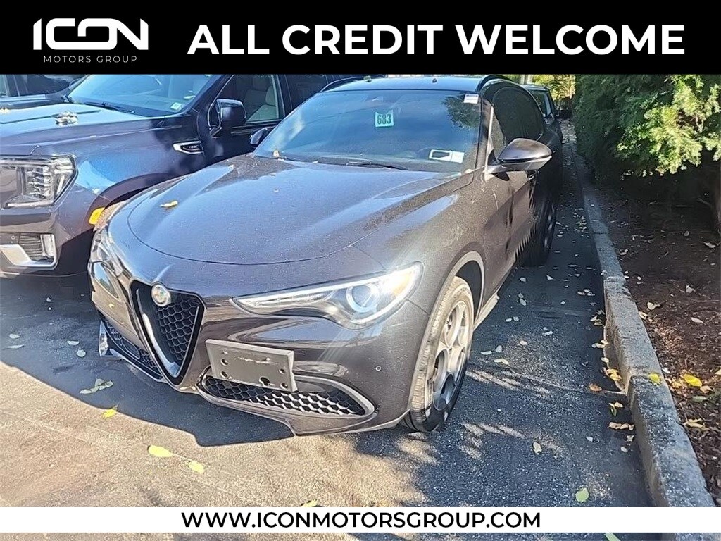 Used 2022 Alfa Romeo Stelvio Sprint SUV