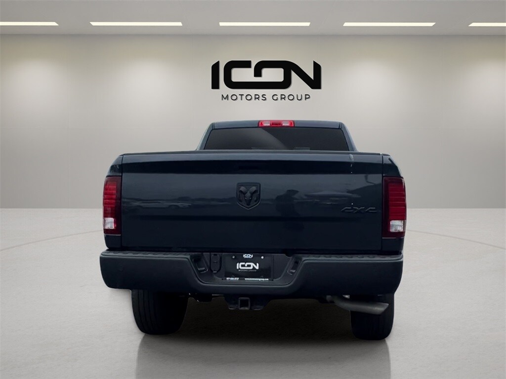 2021 Ram 1500 Classic Warlock photo 4