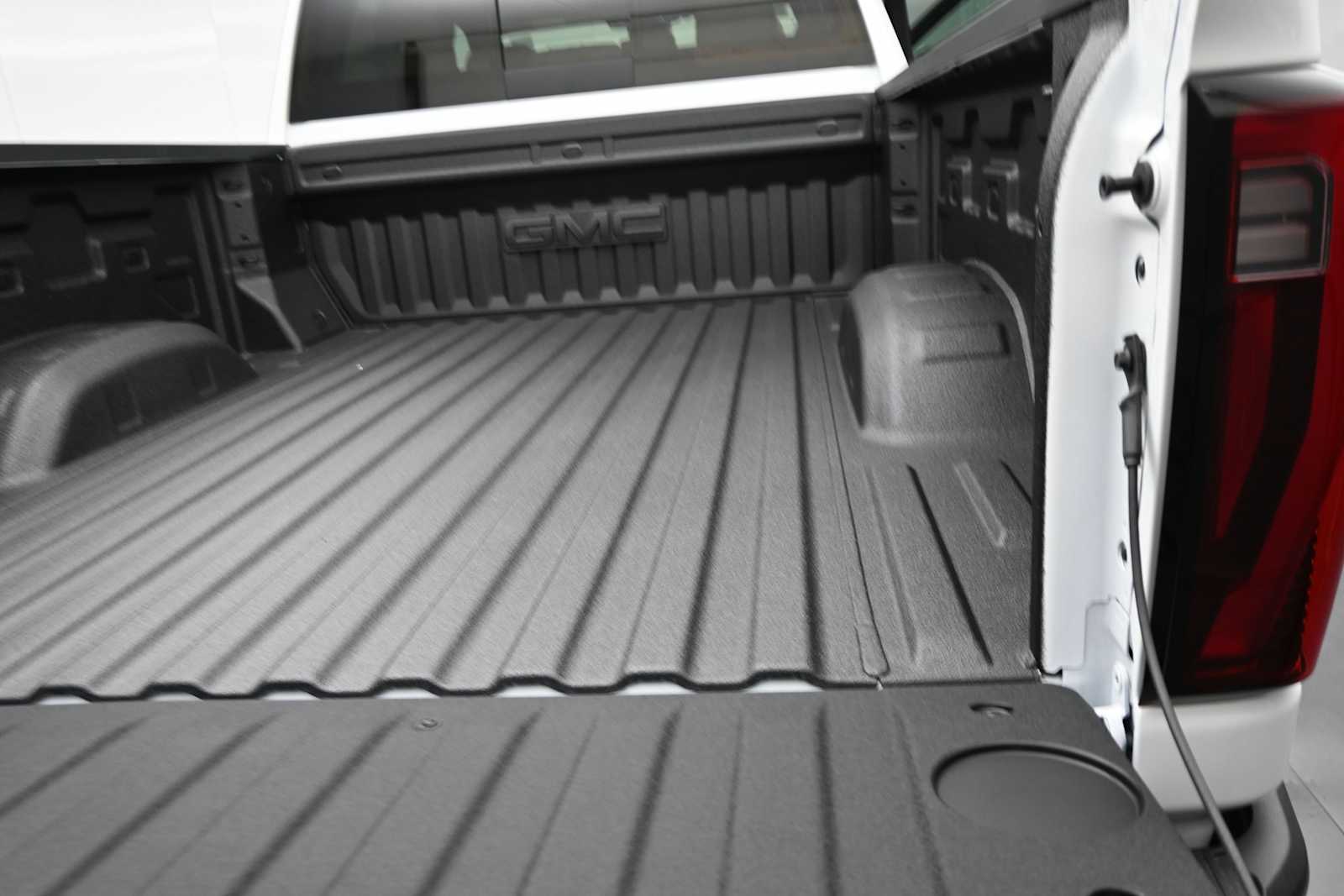 2026 GMC Sierra 2500HD SLT - Photo 15