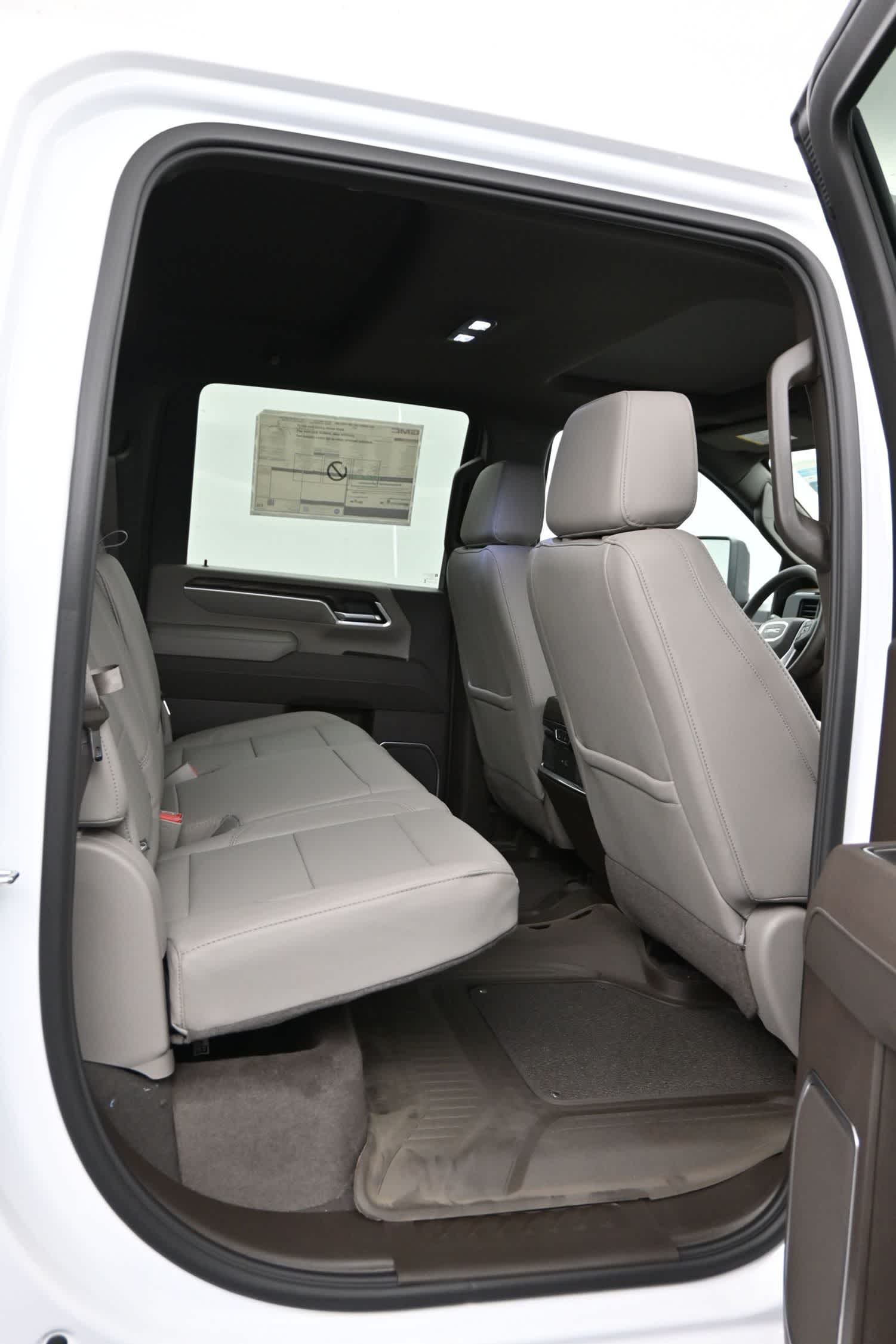 2026 GMC Sierra 2500HD SLT - Photo 12
