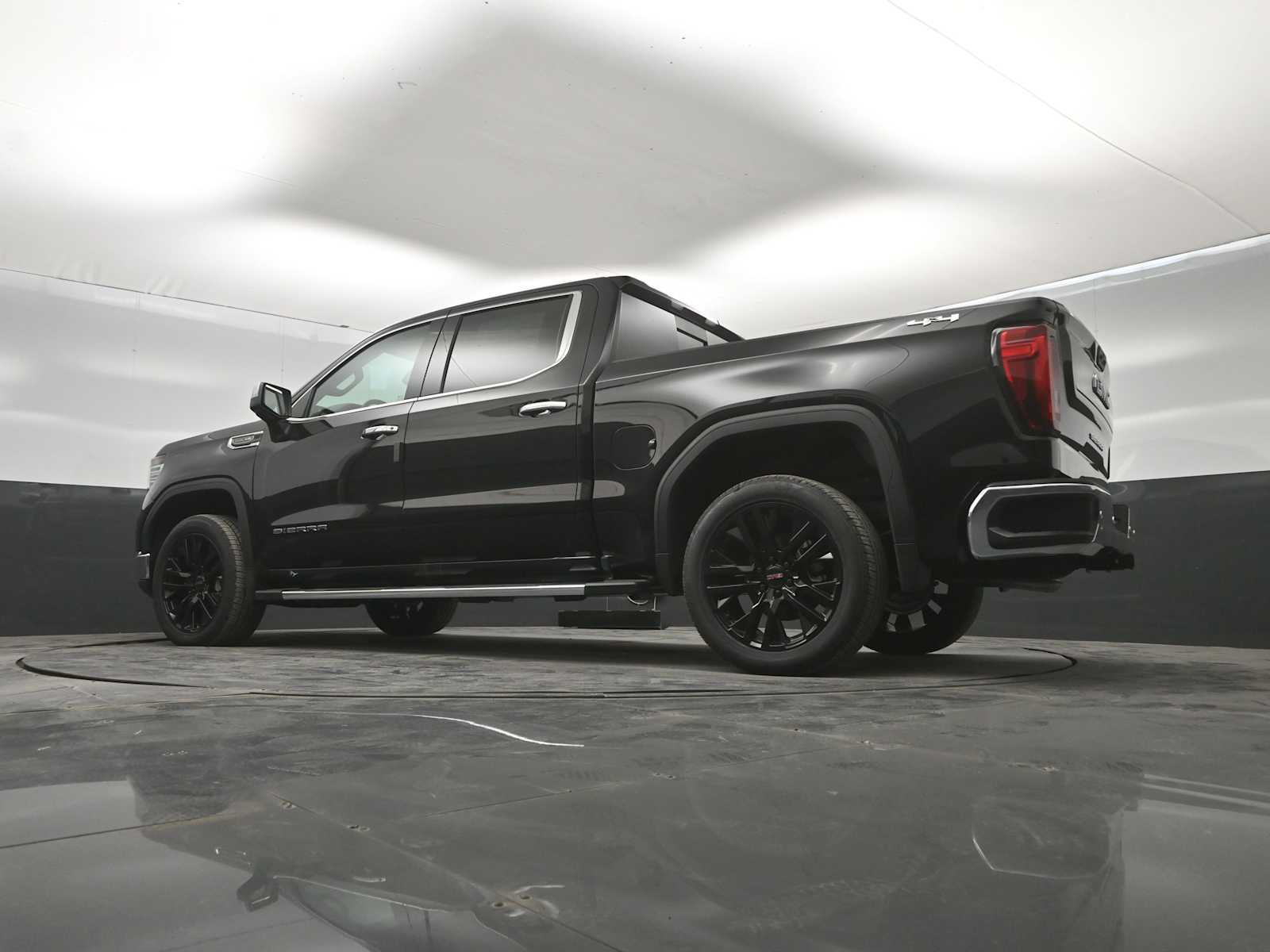 2026 GMC Sierra 1500 SLT - Photo 39