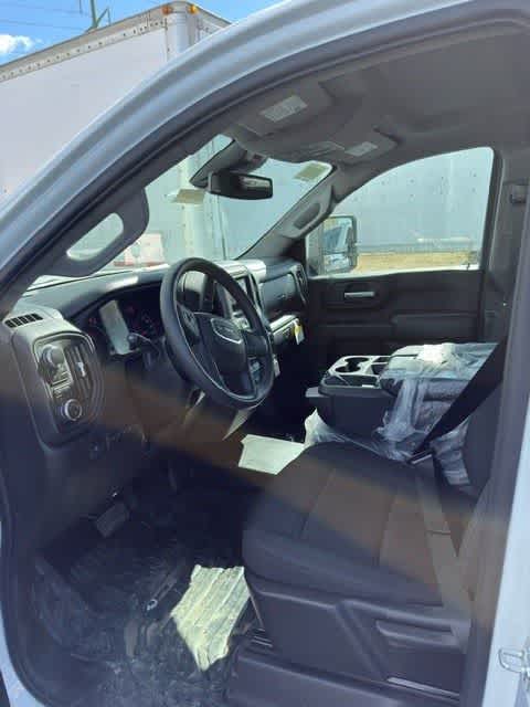 2025 GMC Sierra 3500HD Pro - Photo 8