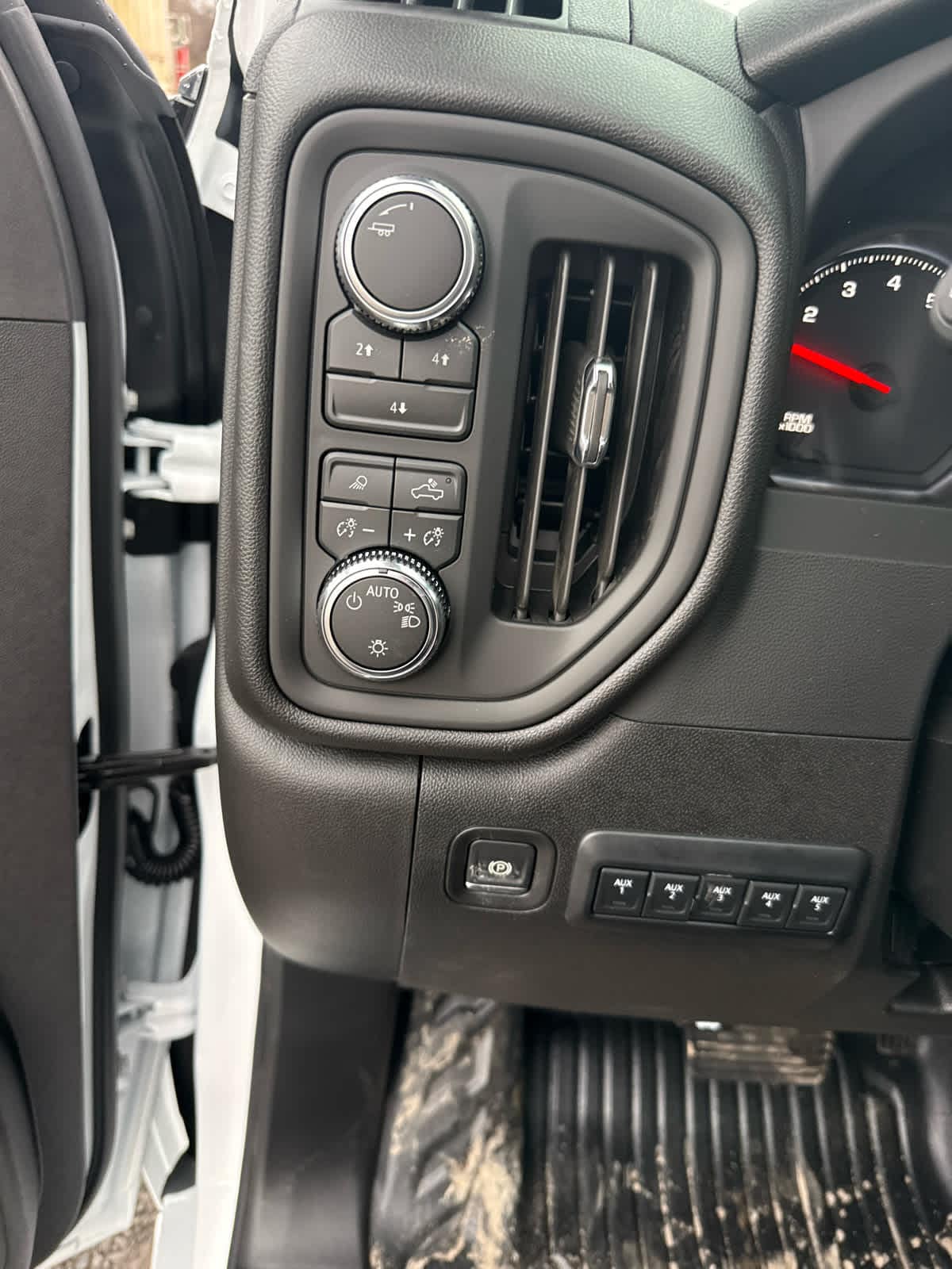 2026 GMC Sierra 2500HD Pro - Photo 24