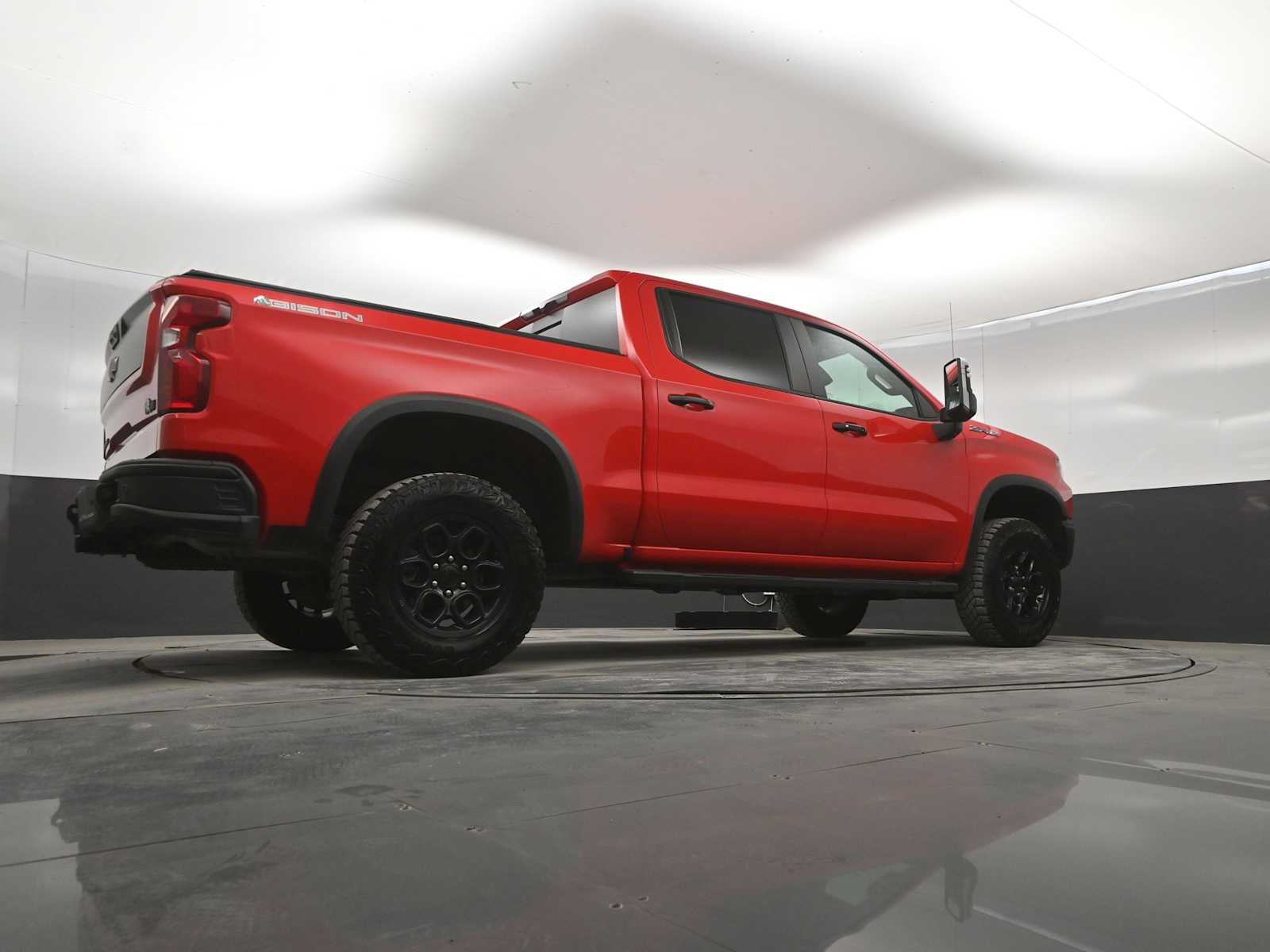 2024 Chevrolet Silverado 1500 ZR2 - Photo 39