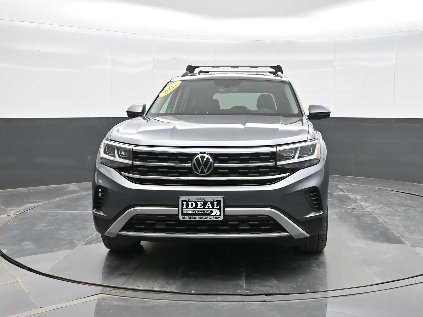 2022 Volkswagen Atlas SE photo 3