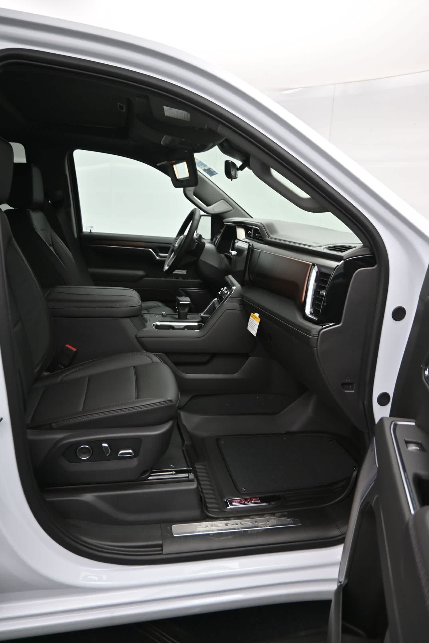 2026 GMC Sierra 1500 Denali - Photo 11