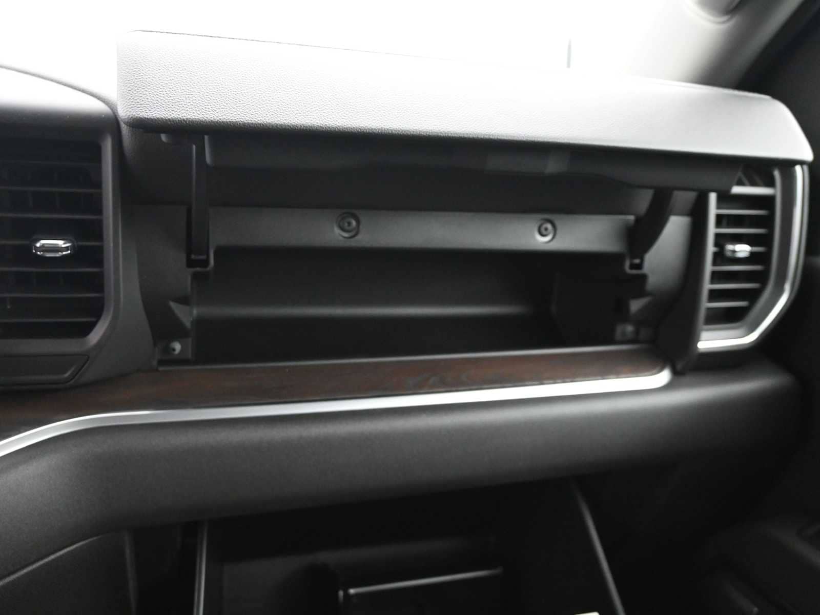 2026 GMC Sierra 2500HD SLT - Photo 20