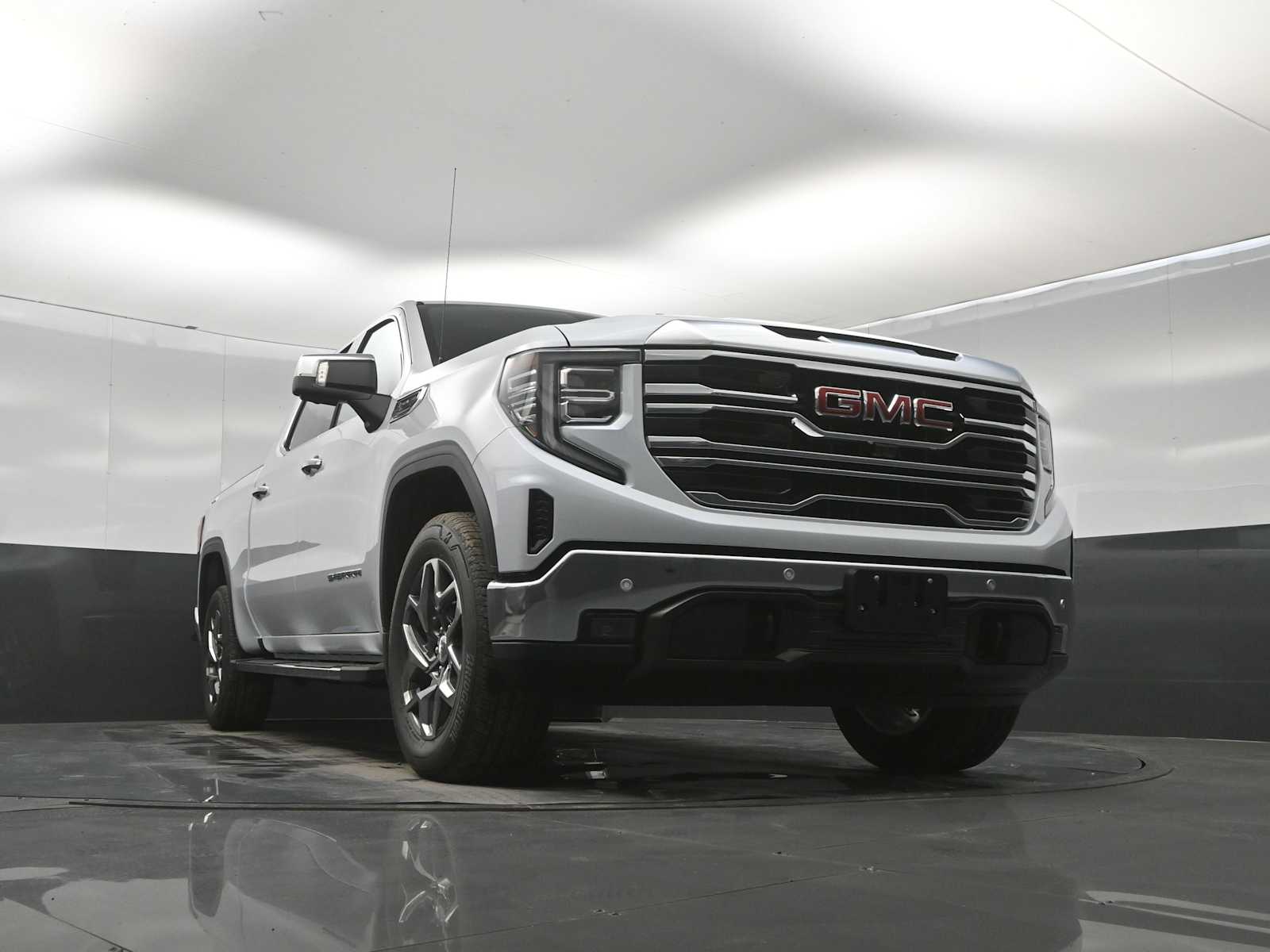 2026 GMC Sierra 1500 SLT - Photo 30