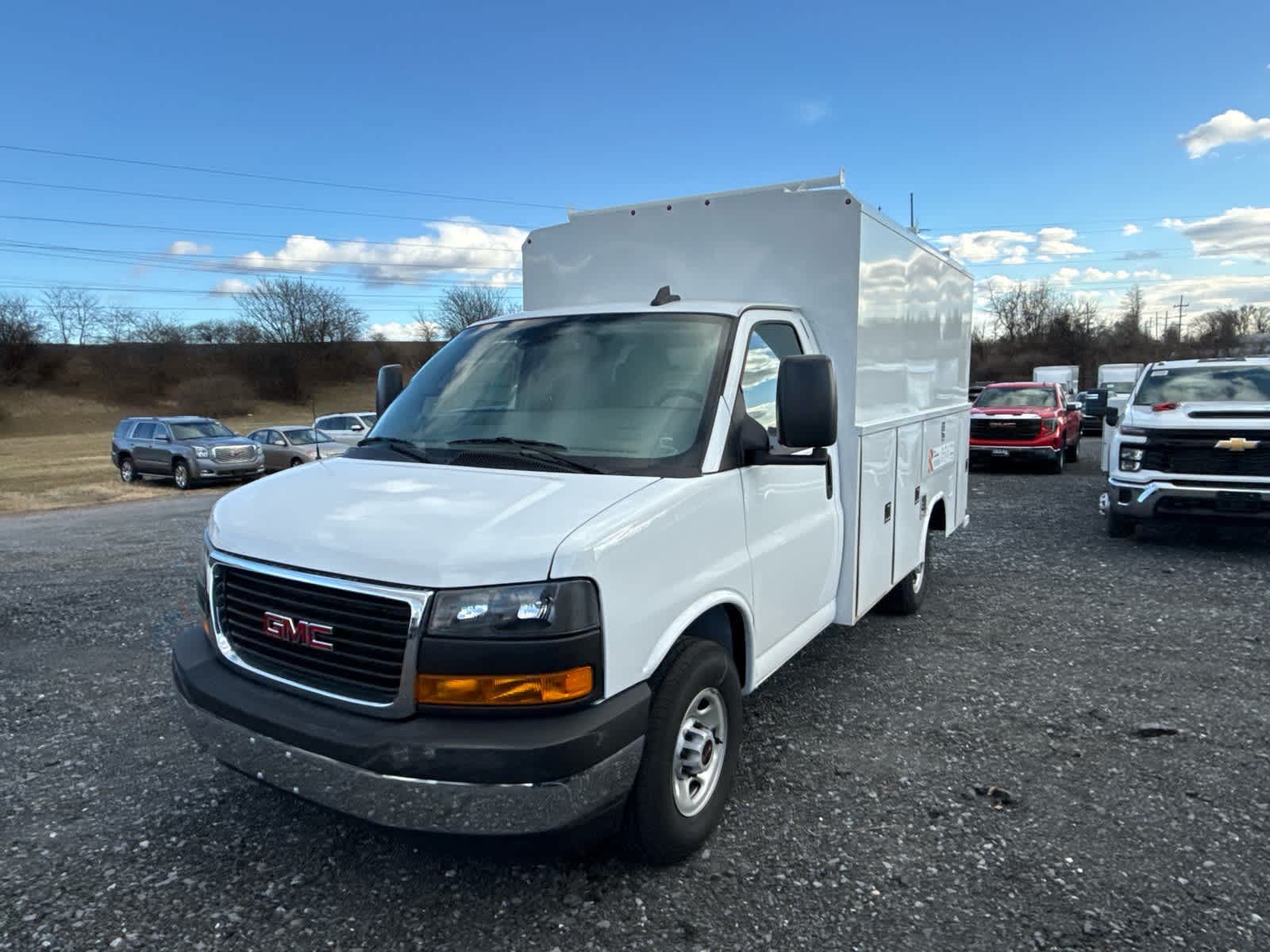 2025 GMC Savana Cutaway Work Van's photo