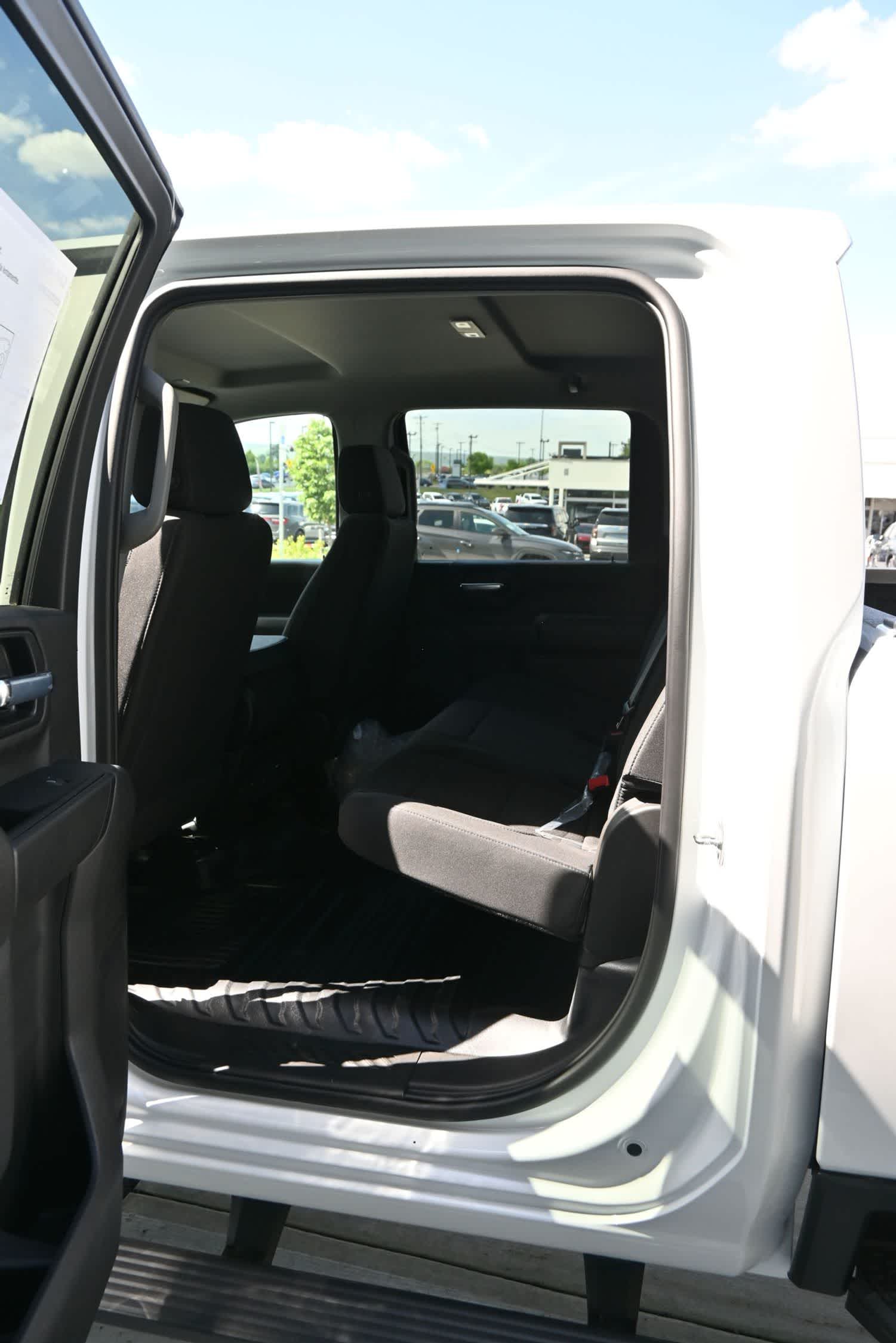 2026 GMC Sierra 2500HD Pro - Photo 15