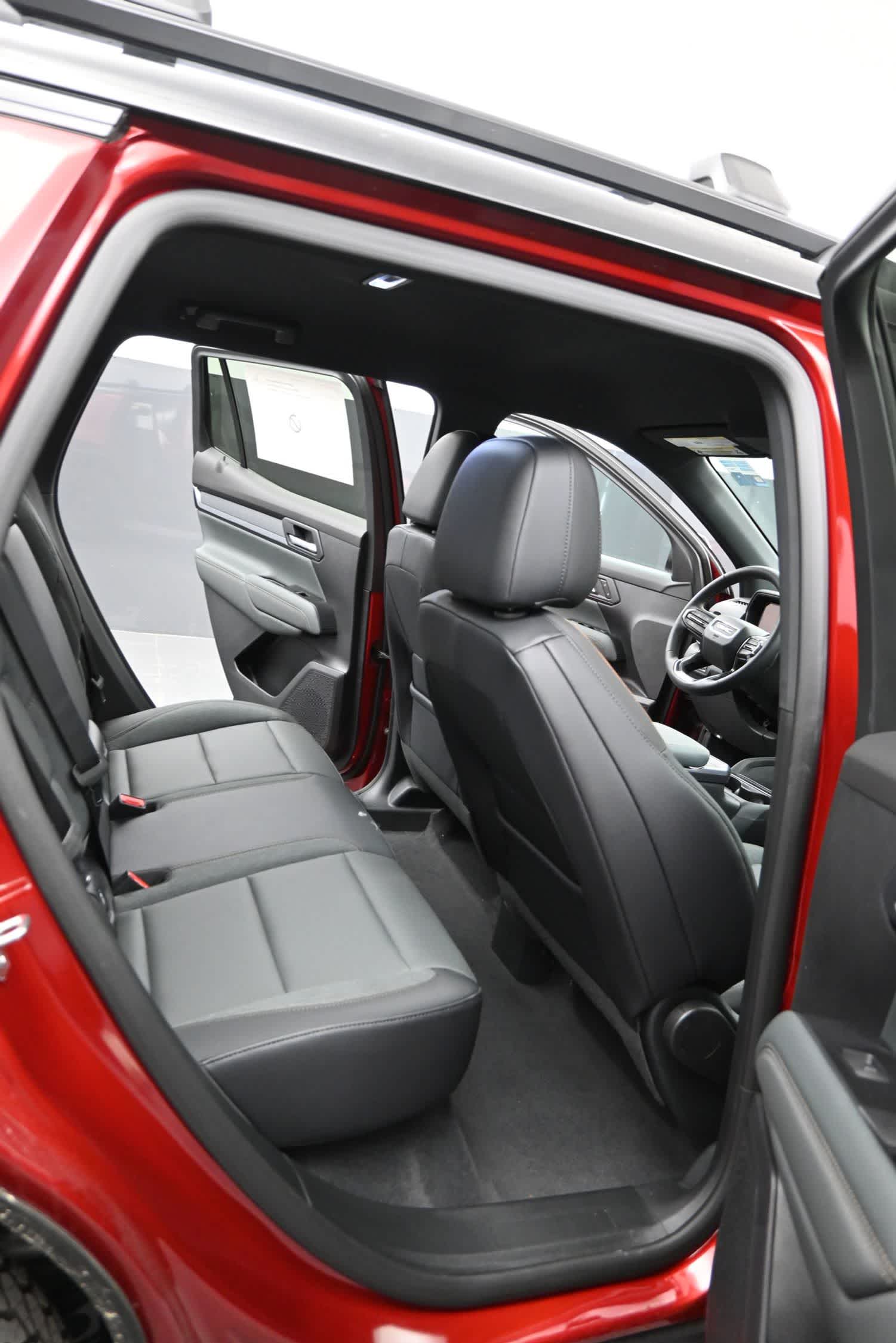 2027 GMC Terrain AT4 - Photo 15