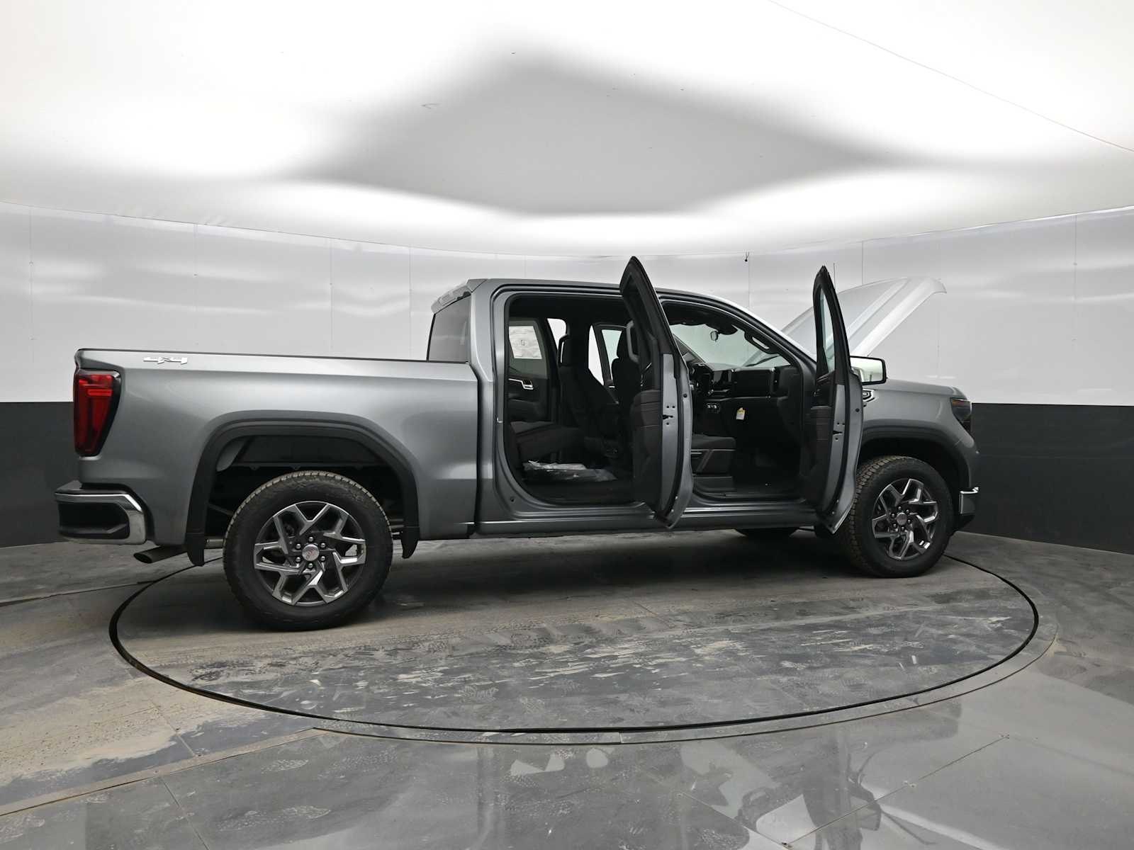 2026 GMC Sierra 1500 SLE - Photo 42