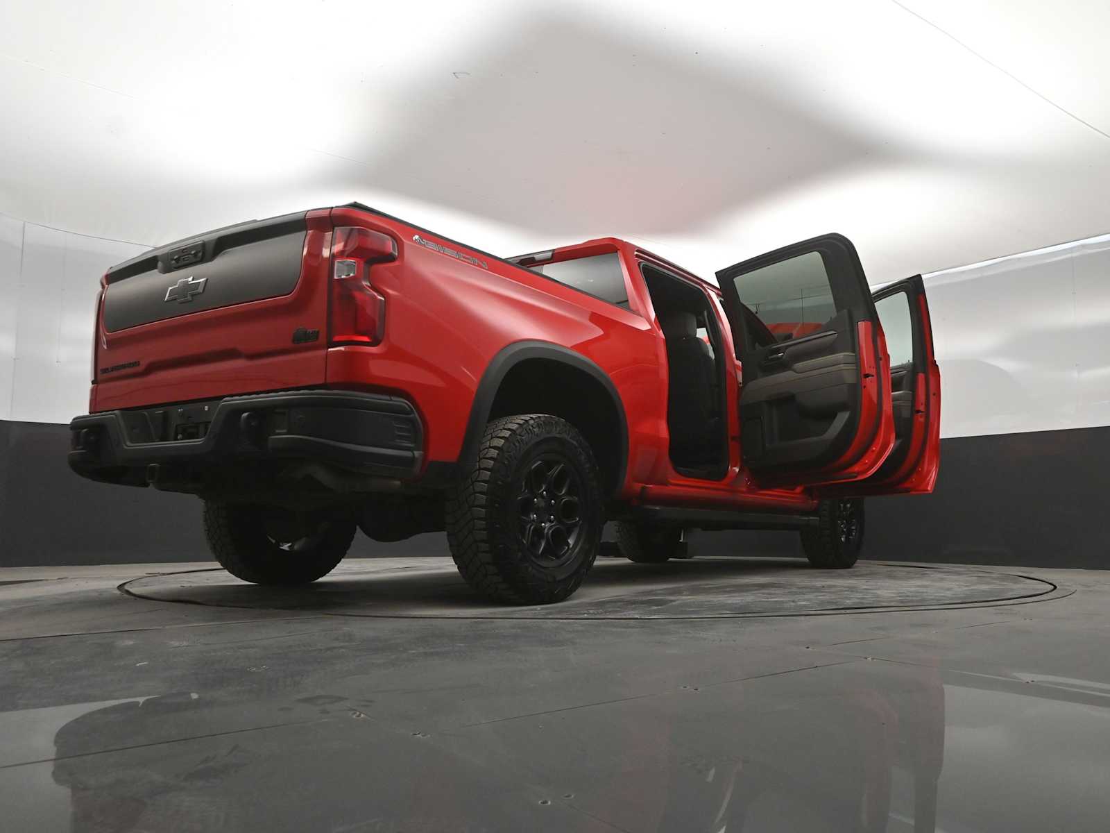 2024 Chevrolet Silverado 1500 ZR2 - Photo 46