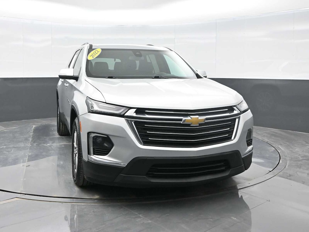 Used 2022 Chevrolet Traverse LT Leather SUV