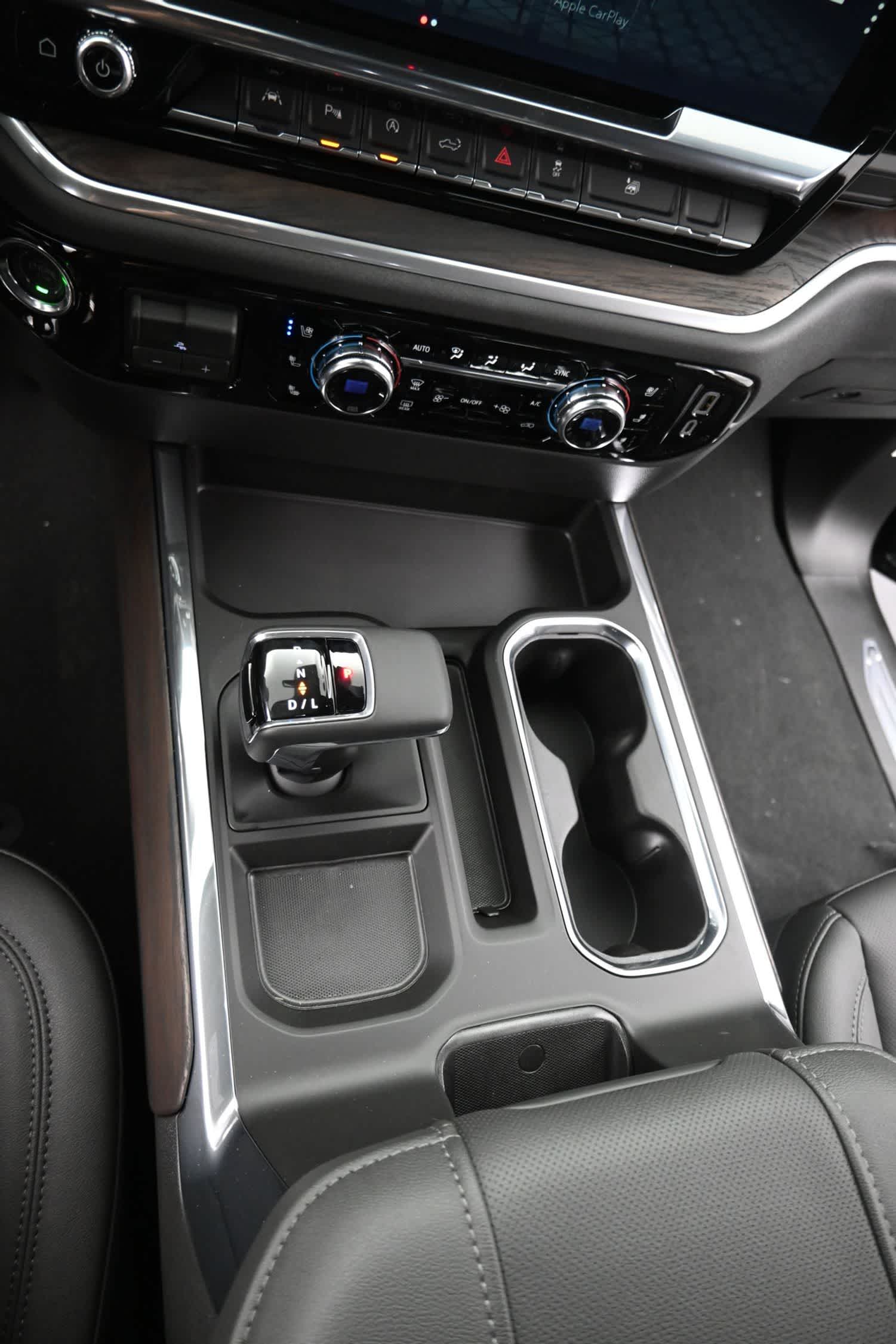 2026 GMC Sierra 1500 SLT - Photo 24