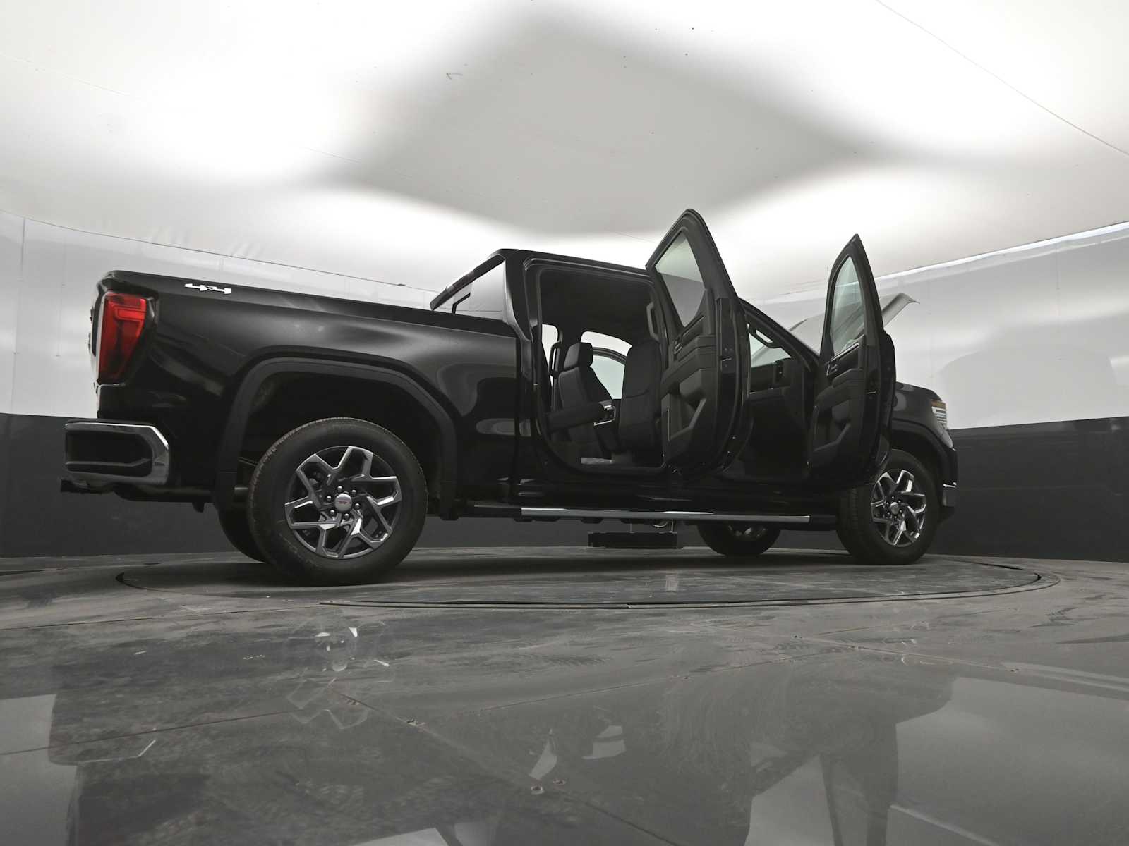 2026 GMC Sierra 1500 SLT - Photo 46