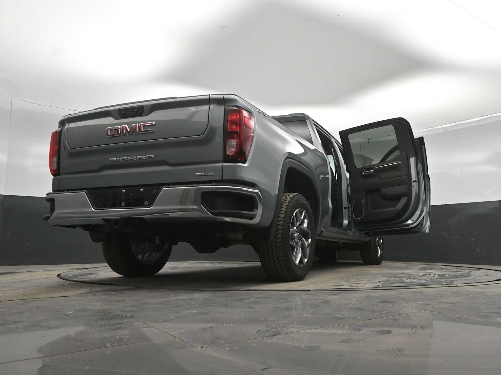 2026 GMC Sierra 1500 SLE - Photo 45