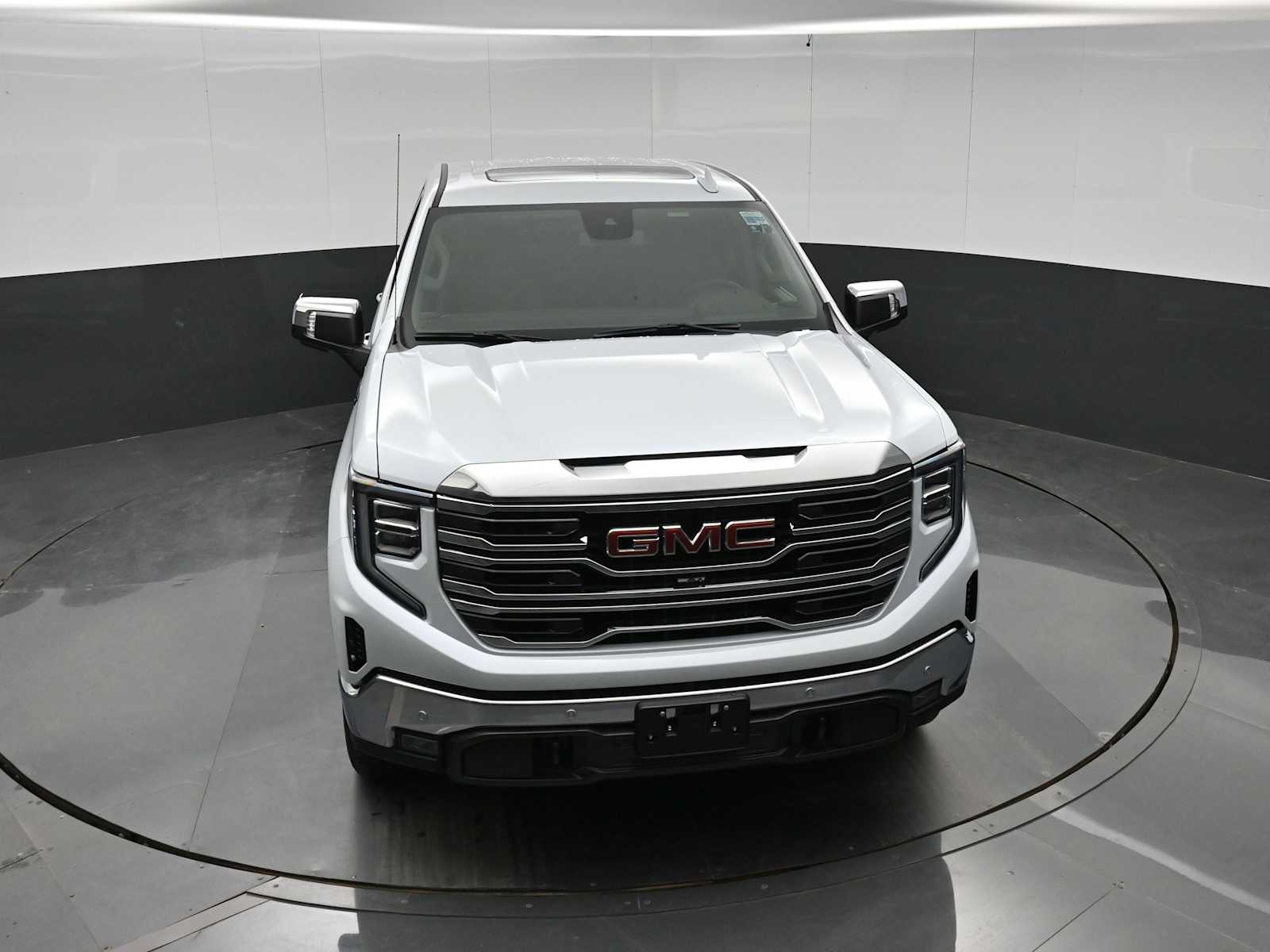 2026 GMC Sierra 1500 SLT - Photo 24
