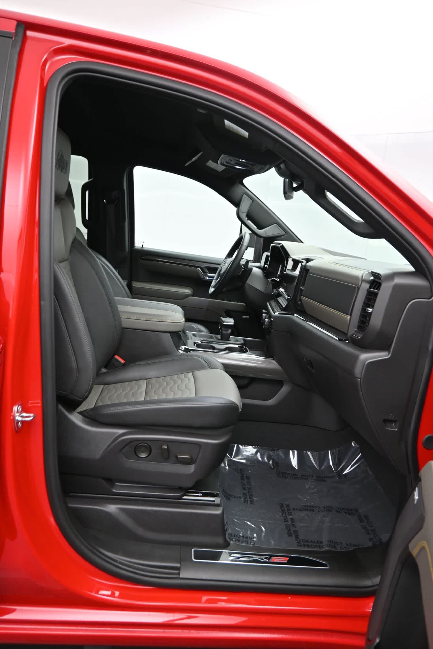 2024 Chevrolet Silverado 1500 ZR2 - Photo 11