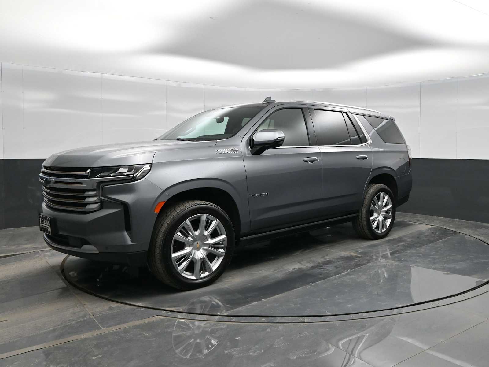 2021 Chevrolet Tahoe High Country's photo