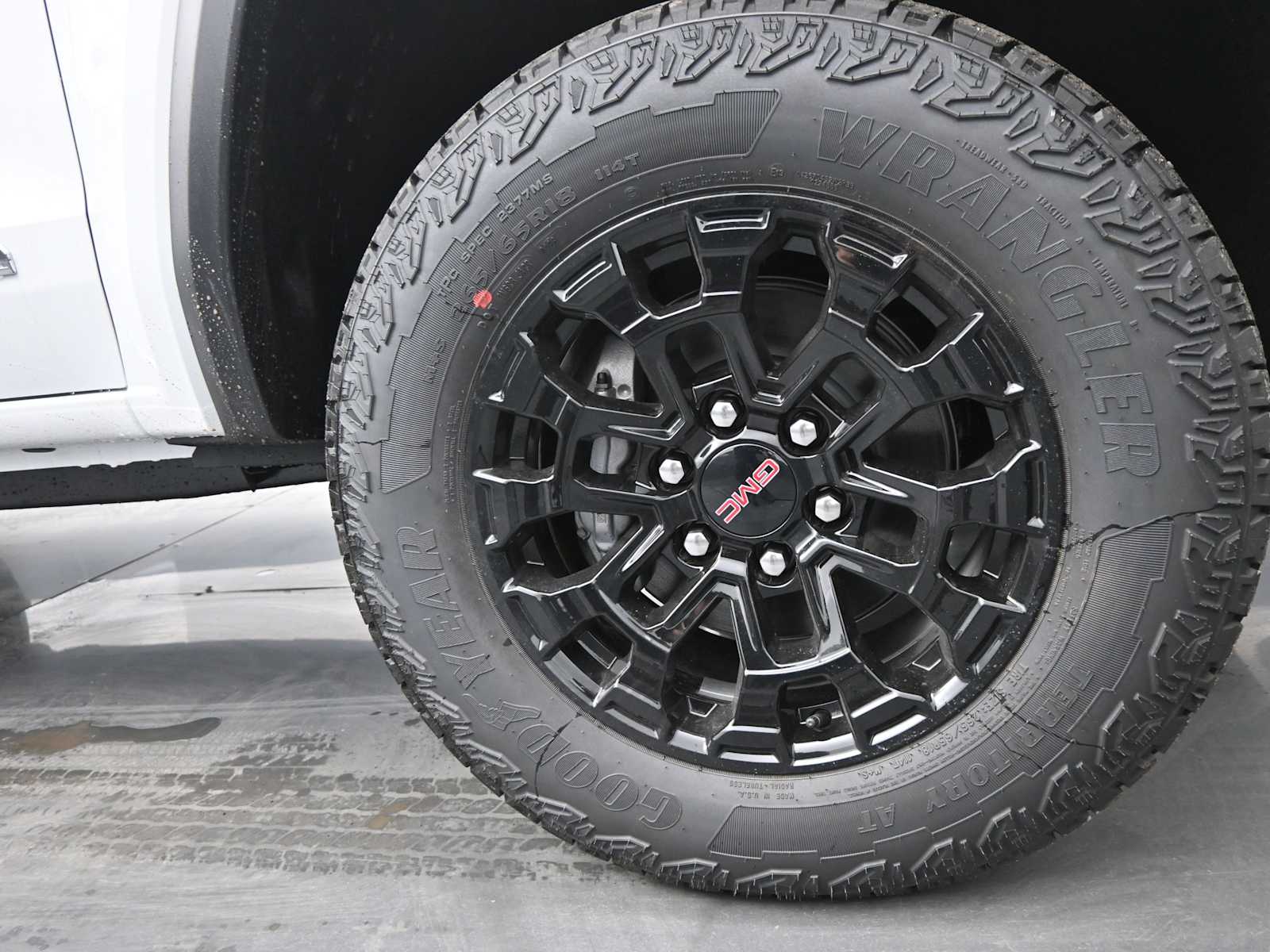 2026 GMC Canyon Elevation - Photo 10