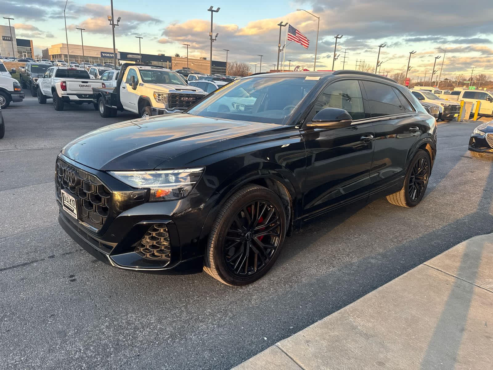 2024 Audi SQ8 Premium Plus's photo