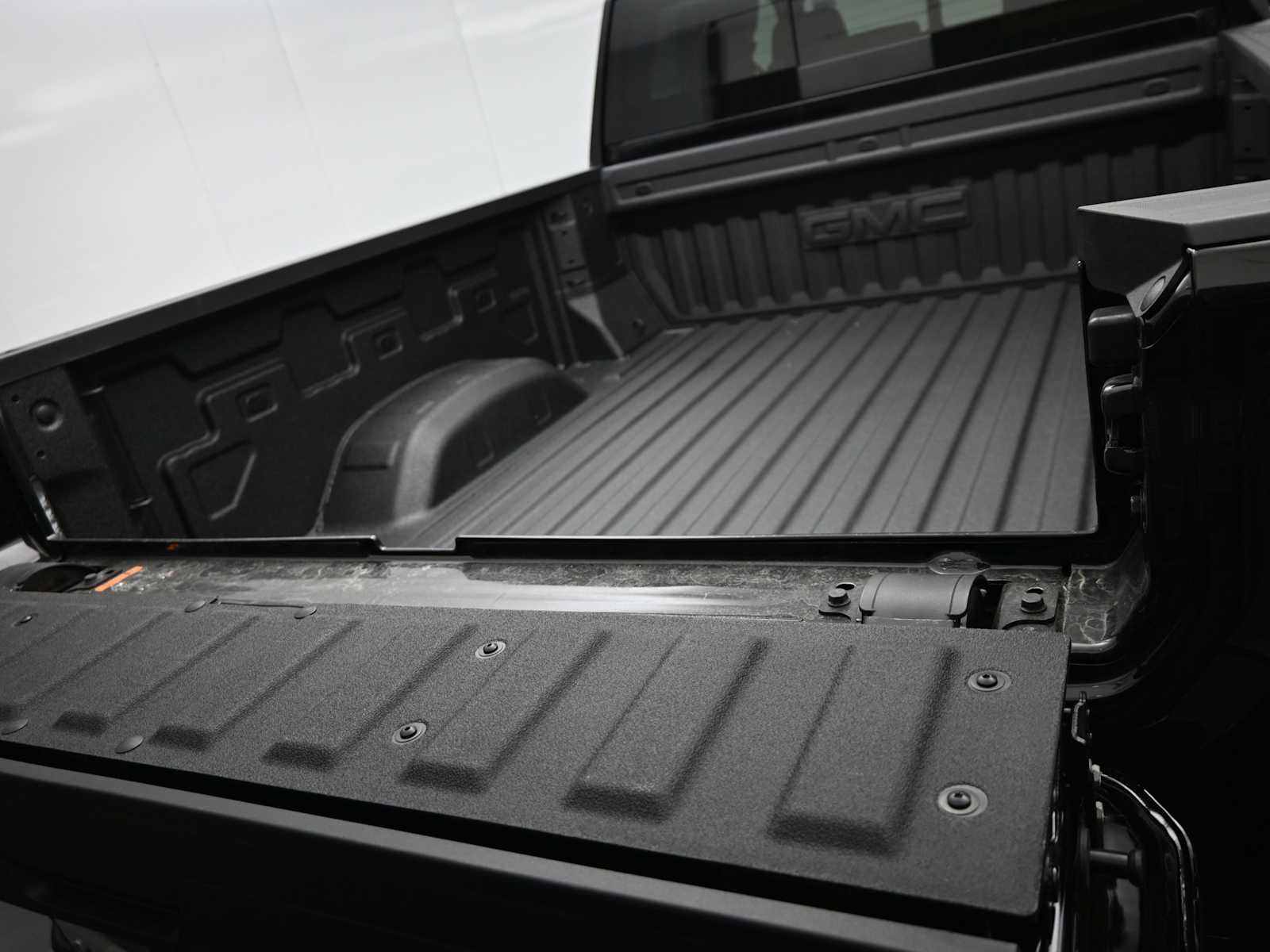 2026 GMC Sierra 2500HD SLT - Photo 7