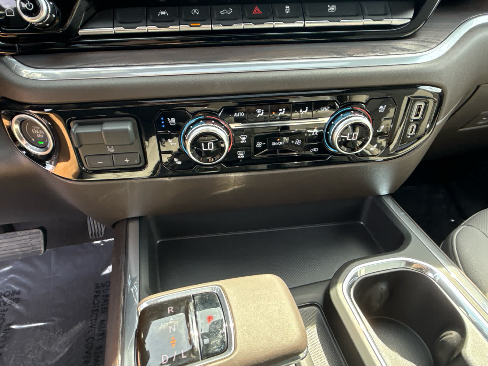 2026 GMC Sierra 1500 SLT - Photo 34