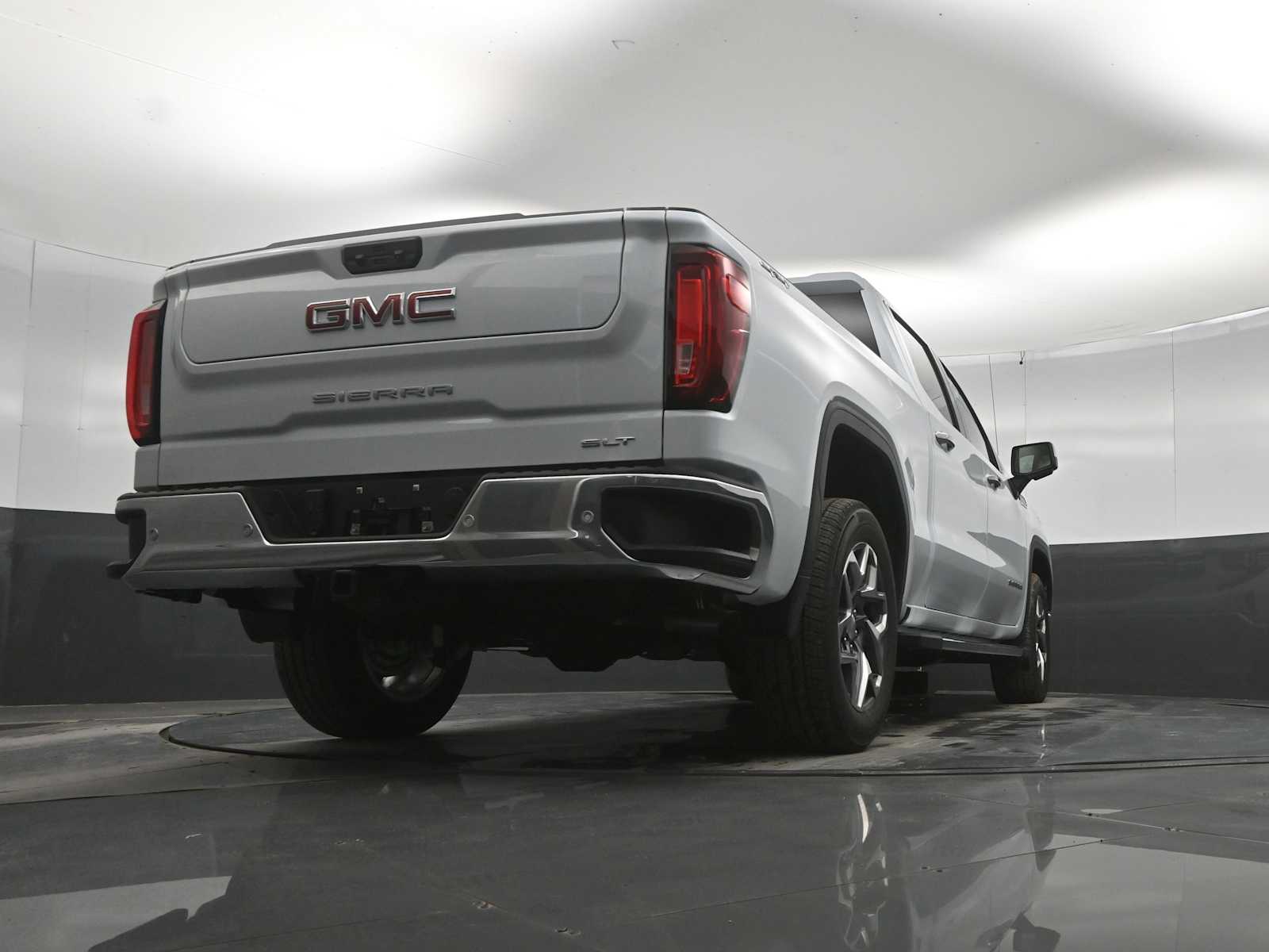 2026 GMC Sierra 1500 SLT - Photo 34