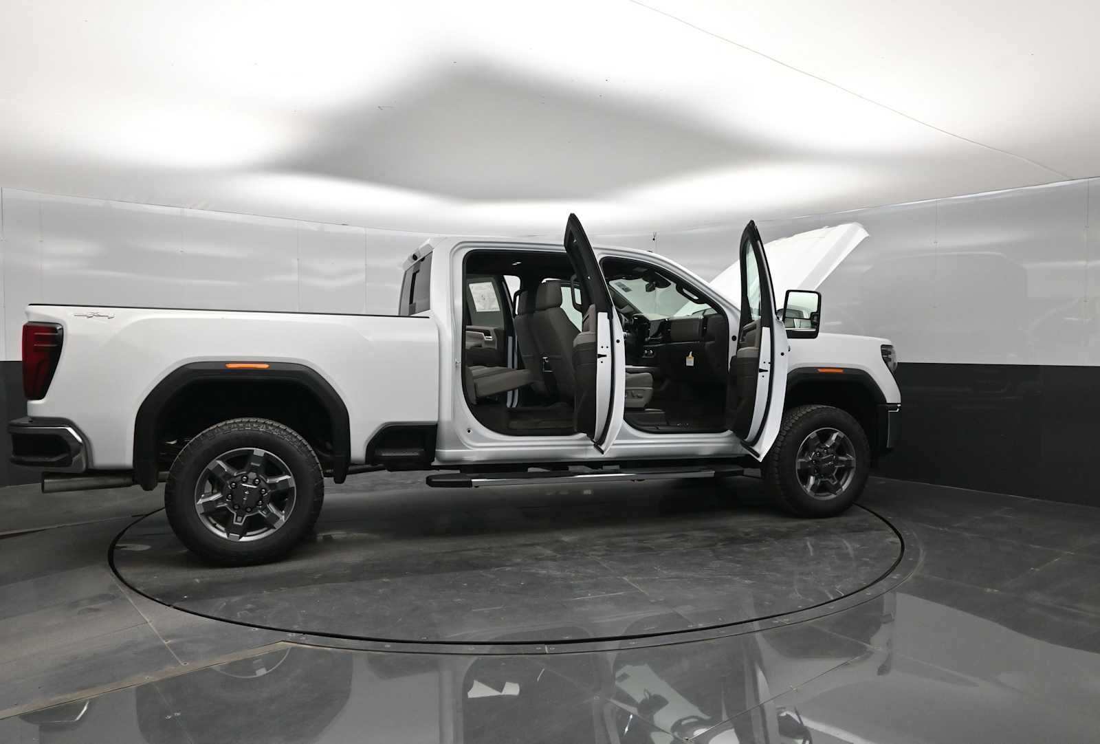 2026 GMC Sierra 2500HD SLT - Photo 43