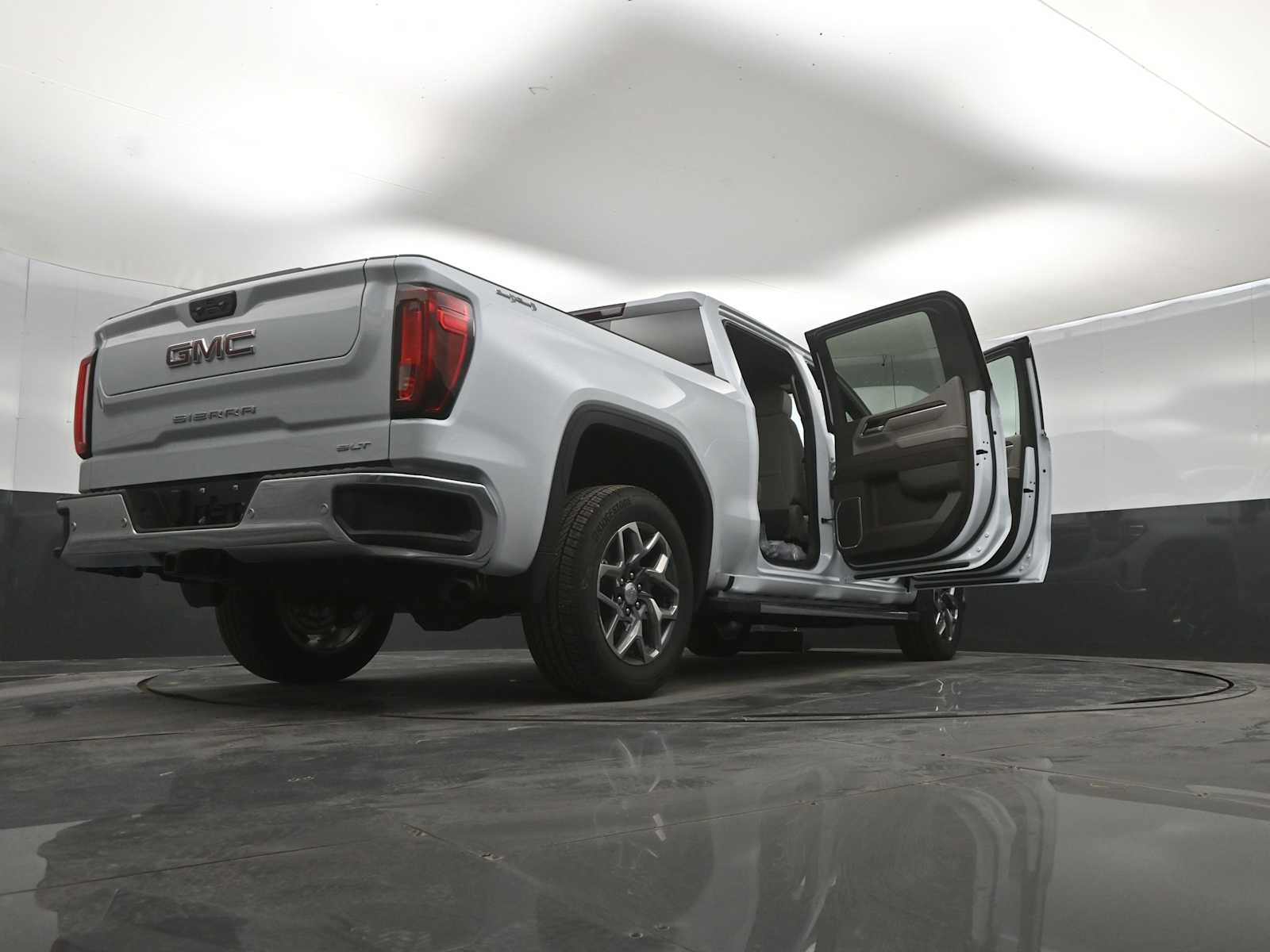 2026 GMC Sierra 1500 SLT - Photo 48