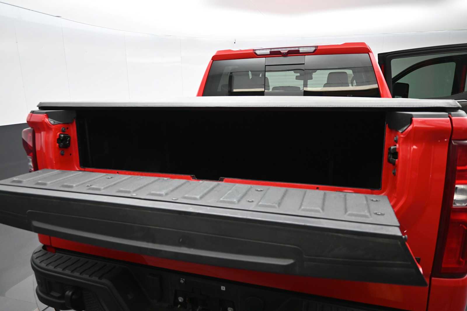 2024 Chevrolet Silverado 1500 ZR2 - Photo 13