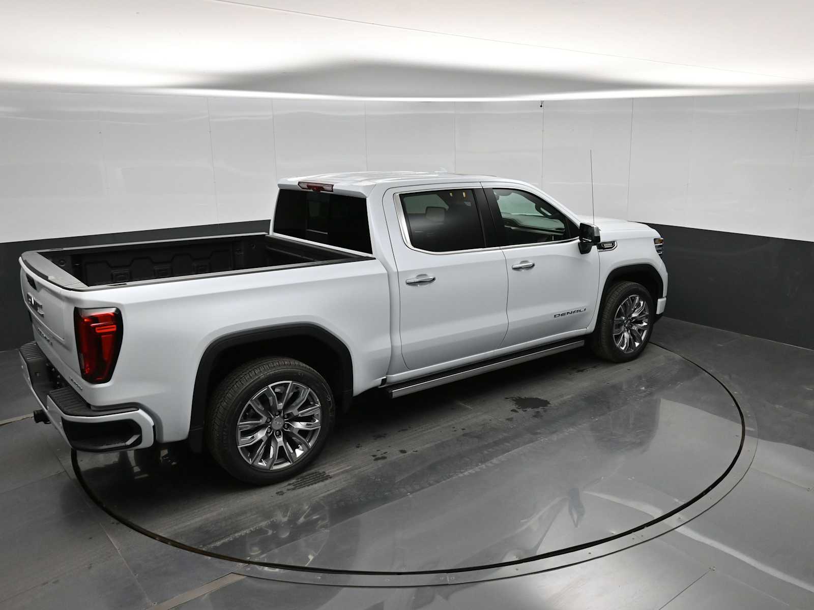 2026 GMC Sierra 1500 Denali - Photo 33