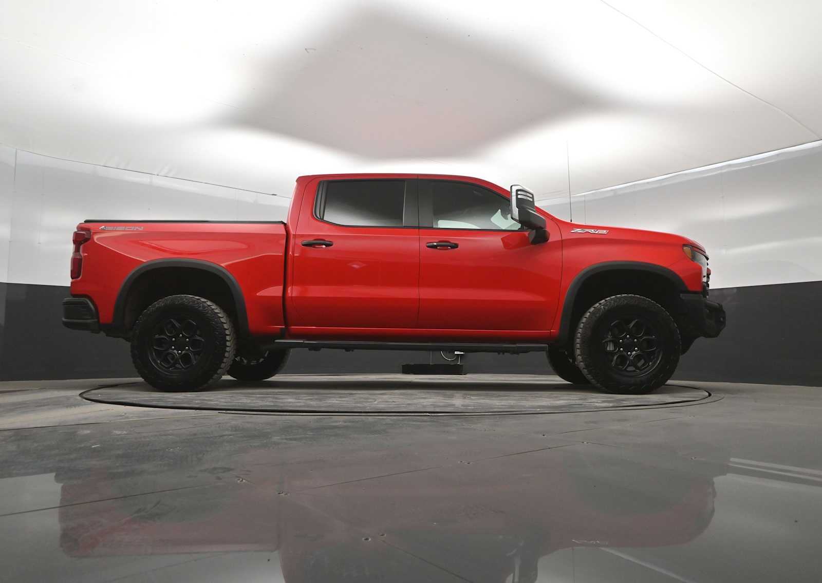 2024 Chevrolet Silverado 1500 ZR2 - Photo 40
