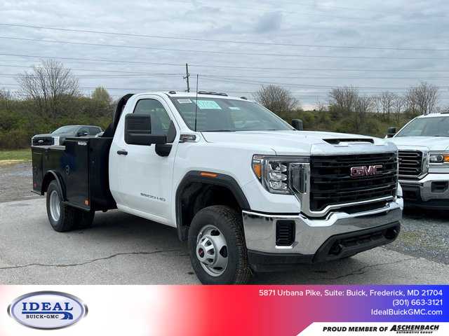2023 GMC Sierra 3500HD Pro's photo