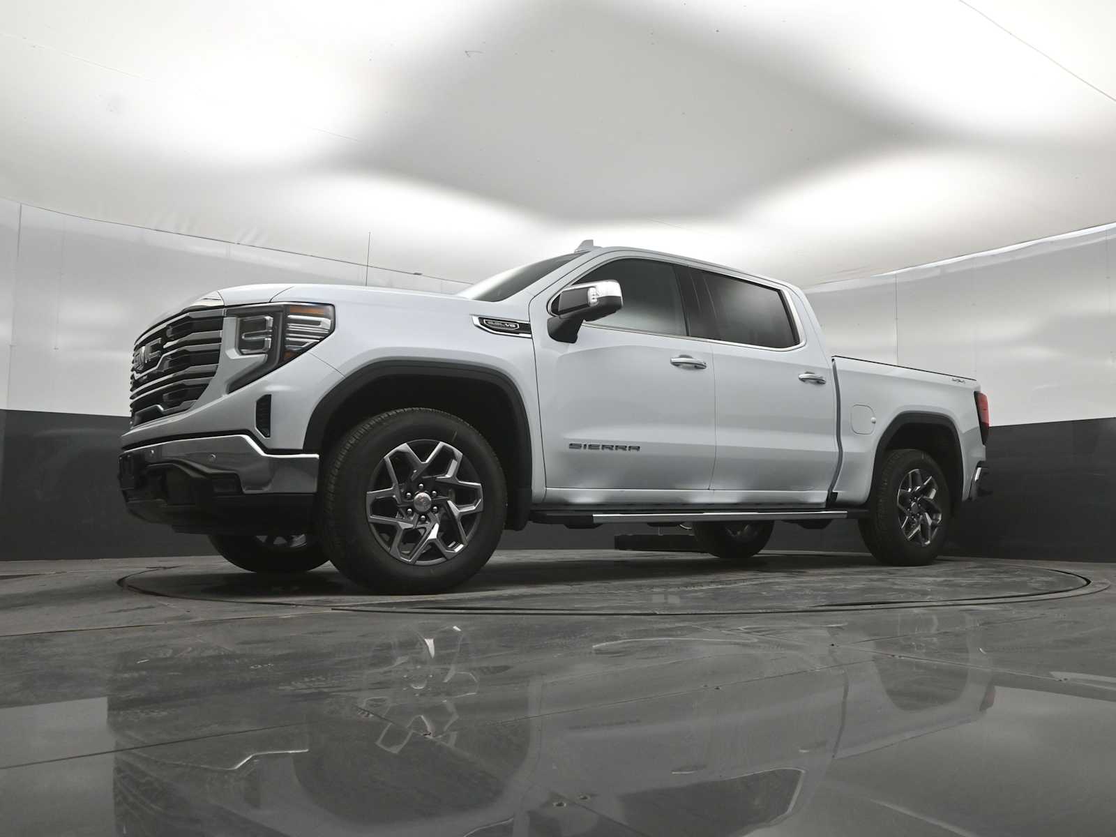 2026 GMC Sierra 1500 SLT - Photo 34