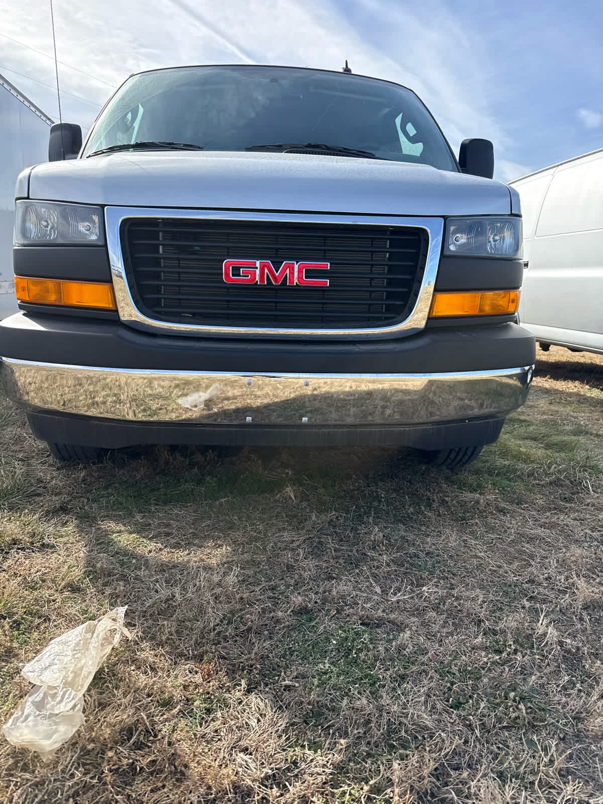 2025 GMC Savana Cargo Work Van - Photo 22