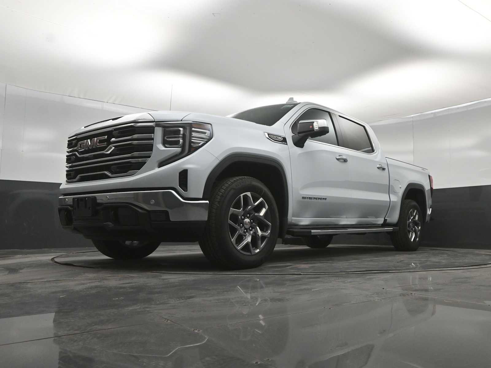 2026 GMC Sierra 1500 SLT - Photo 37