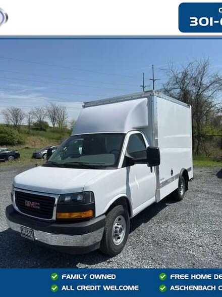 2025 GMC Savana Cutaway 3500 1WT Cutaway Van